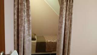 Гостиница Энергия Батайск Четырехместный номер «Комфорт»-11