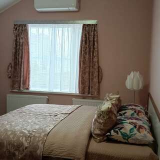 Гостиница Энергия Батайск 4-местный комфорт (1 двуспальная и 2 односпальные)-4