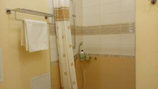 Гостиница Энергия Батайск Четырехместный номер «Комфорт»-5