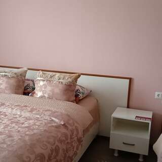 Гостиница Энергия Батайск 4-местный комфорт (1 двуспальная и 2 односпальные)-1